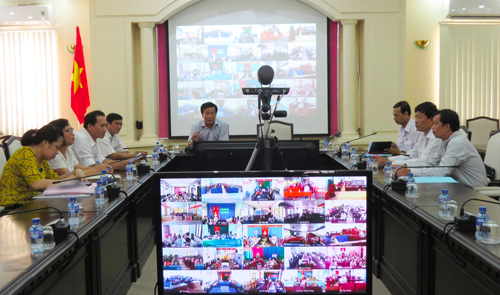 Description: D:\BICH NGOC\DONG THAP XANH\HINH\sau keo.png